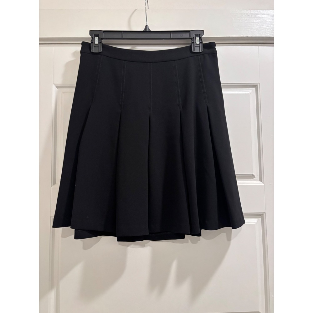 Diane von Furstenberg Gemma Black Pleated Mini Skirt Size 4 S826301R14 DVF